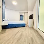 Beachfront Mla Boutique - White Titanic דירה *