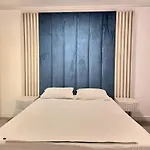 דירה Beachfront Mla Boutique - White Titanic